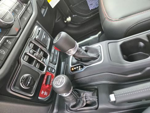 New 2026 Jeep Gladiator Rubicon AWD/4WD image 11