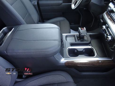 New 2026 GMC Sierra 1500 Elevation w/ Preferred Package RWD image 19