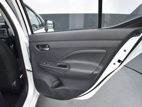 New 2025 Nissan Versa SV w/ Trunk Package image 9