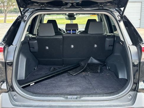 Used 2023 Toyota RAV4 XLE image 5