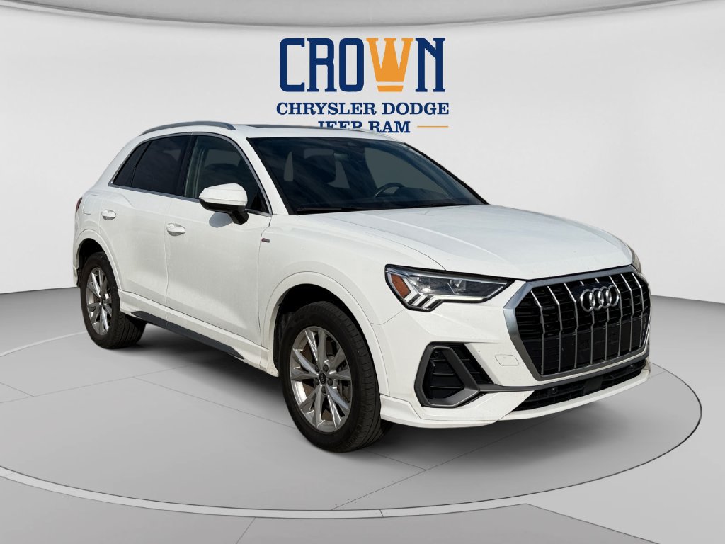 Used 2023 Audi Q3 2.0T Premium AWD/4WD image 1