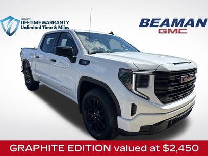 Certified 2025 GMC Sierra 1500 Pro w/ Graphite Edition