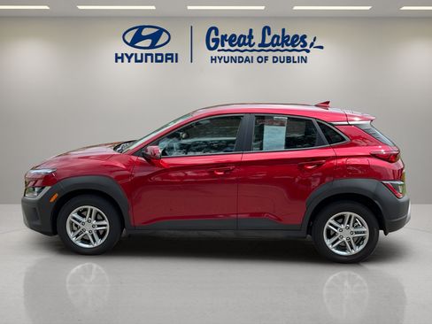Used 2023 Hyundai Kona SE w/ Cargo Package AWD/4WD image 2