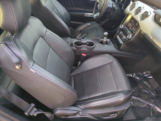 Used 2015 Ford Mustang GT Premium w/ Equipment Group 401A RWD image 19