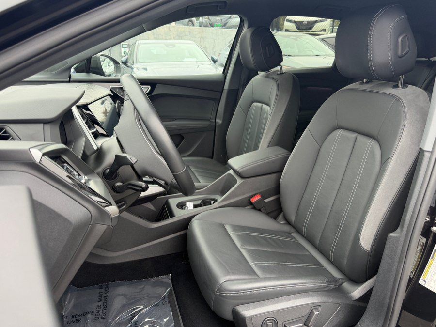 Used 2023 Audi Q4 e-tron Premium Plus w/ Premium Plus AWD/4WD image 18