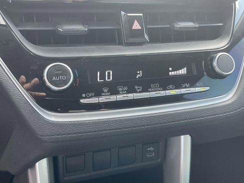 Used 2023 Toyota Corolla Cross LE image 19