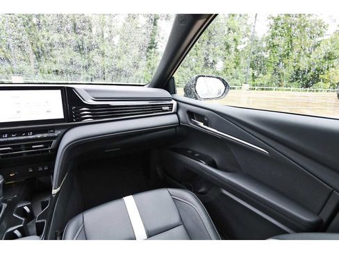 Used 2025 Toyota Camry SE w/ Multimedia Upgrade Package FWD image 8