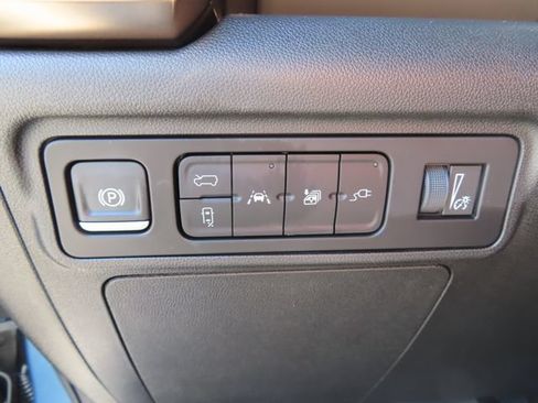 Used 2024 GMC Hummer EV 3X w/ Omega Edition AWD/4WD image 41