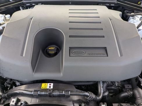 New 2026 Land Rover Defender 110 X-Dynamic SE image 20