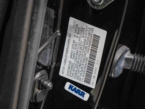 Used 2018 Acura TLX image 31