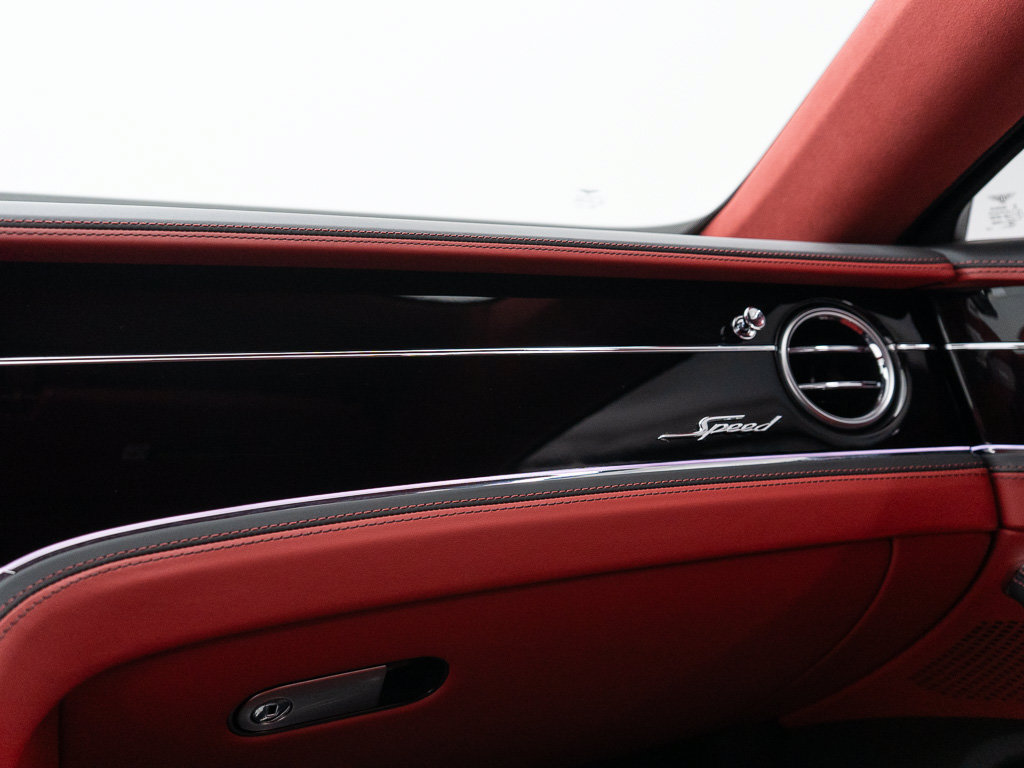 Certified 2025 Bentley Flying Spur Plug-In Hybrid AWD/4WD image 41