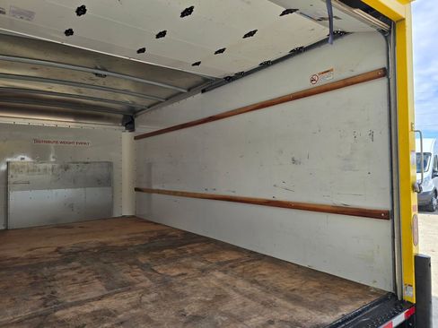 Used 2024 Ford E-350 and Econoline 350 Super Duty w/ Driver's Safety Package image 13