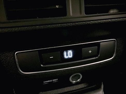 Used 2021 Audi Q5 2.0T Premium Plus w/ Premium Plus Package image 32