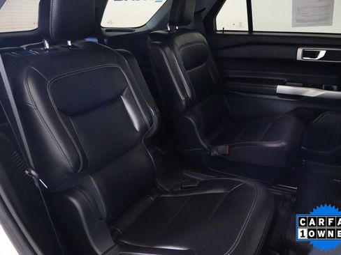 Used 2023 Ford Explorer XLT w/ Equipment Group 202A image 21