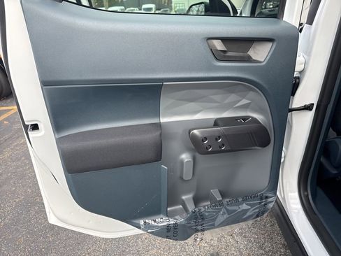 New 2025 Ford Maverick XL w/ Equipment Group 101A image 19