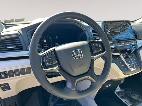 New 2026 Honda Odyssey EX-L image 12