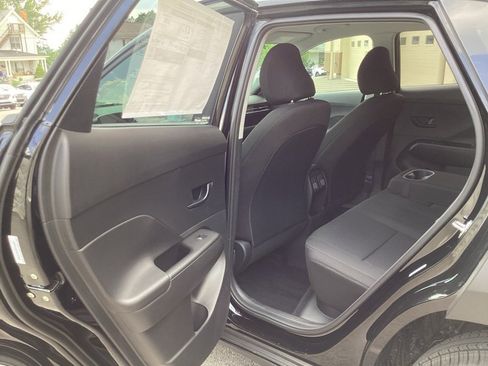 New 2025 Hyundai Kona SEL image 18