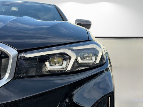 New 2026 BMW 330i Sedan w/ Convenience Package RWD image 9