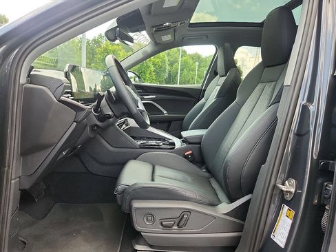 Certified 2025 Audi Q5 Premium Plus w/ Premium Plus AWD/4WD image 18