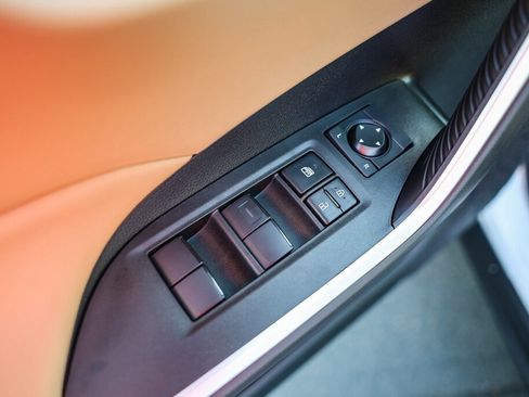 Certified 2025 Toyota RAV4 LE image 10