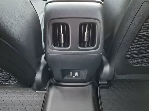 Used 2023 Hyundai Santa Cruz Limited image 21