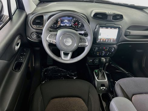 Used 2023 Jeep Renegade Latitude w/ Sun/Sound Group AWD/4WD image 22