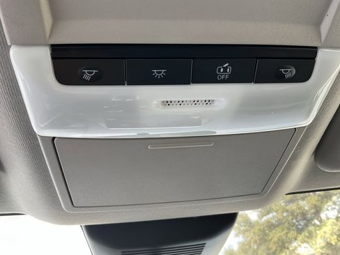 Used 2024 Nissan Sentra SV image 27