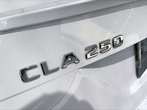 Used 2019 Mercedes-Benz CLA 250 image 30