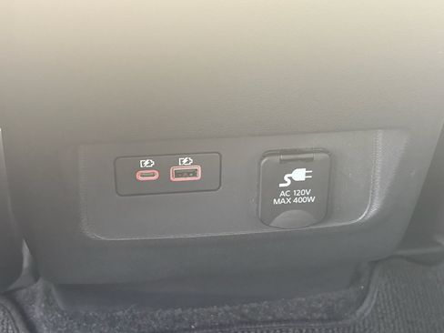 Used 2022 Nissan Frontier SV AWD/4WD image 28