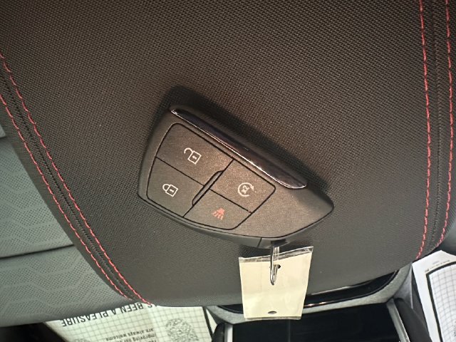 Used 2026 Chevrolet Colorado Z71 AWD/4WD image 17