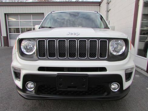 Used 2021 Jeep Renegade Latitude AWD/4WD image 2