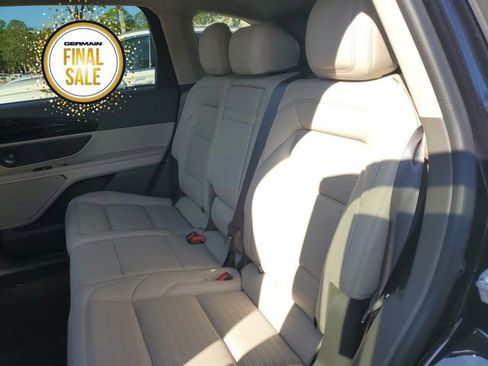 Certified 2024 Lincoln Nautilus Reserve w/ Equipment Group 202A image 17