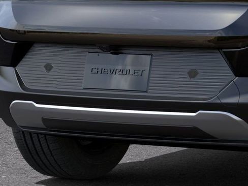 New 2025 Chevrolet Equinox EV LT w/ Convenience Package image 14