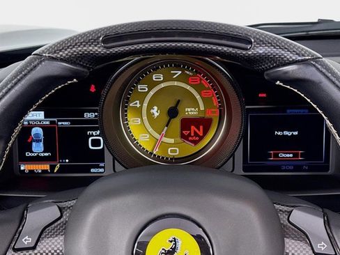 Used 2019 Ferrari 488 Spider image 13