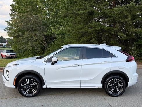 Used 2025 Mitsubishi Eclipse Cross AWD SEL image 4