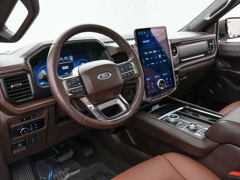 Certified 2024 Ford Expedition King Ranch image 14