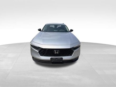 Used 2025 Honda Accord SE image 3