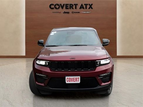 New 2025 Jeep Grand Cherokee Limited image 8