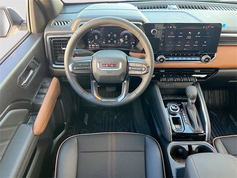 New 2026 GMC Canyon AT4 image 16