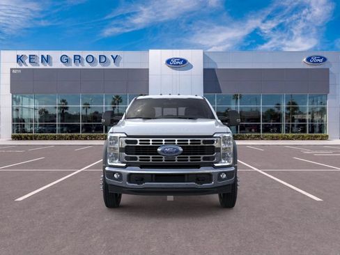 New 2026 Ford F450 XL w/ XL Chrome Package RWD image 8