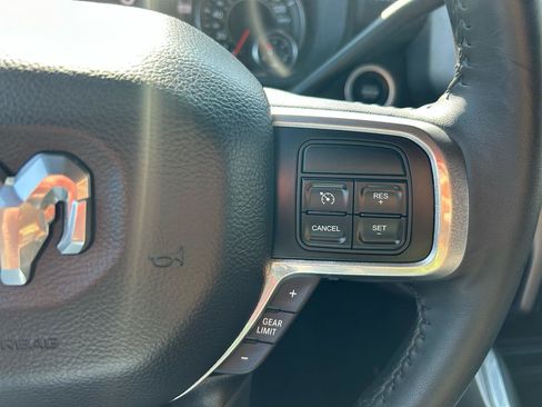 Used 2022 RAM 2500 Laramie AWD/4WD image 32