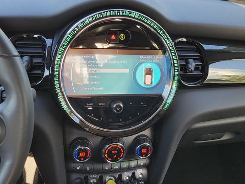 Certified 2024 MINI Cooper SE FWD image 18
