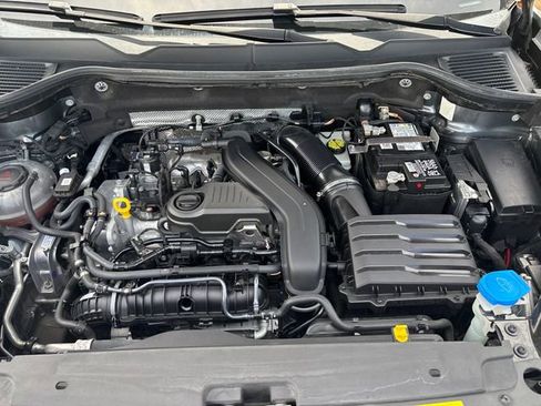 Certified 2023 Volkswagen Taos SEL AWD/4WD image 22