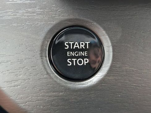 New 2025 Nissan Murano SL image 29