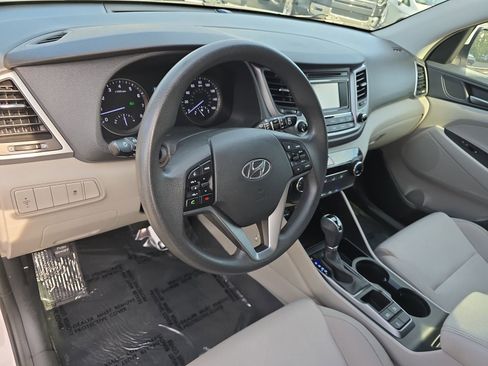Used 2016 Hyundai Tucson SE w/ Option Group 02 image 15