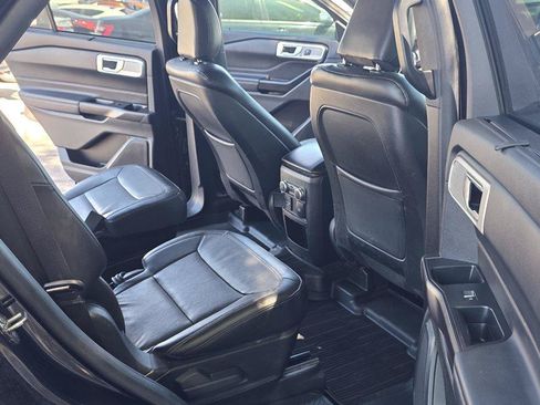 Used 2020 Ford Explorer Limited w/ Class III Trailer Tow Package AWD/4WD image 11