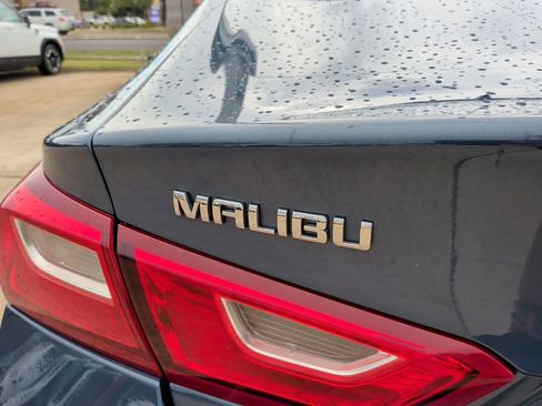 Used 2025 Chevrolet Malibu LT FWD image 38