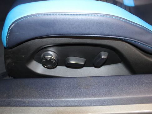 Used 2023 Chevrolet Corvette Stingray Premium Conv w/ Stealth Interior Trim Package image 12