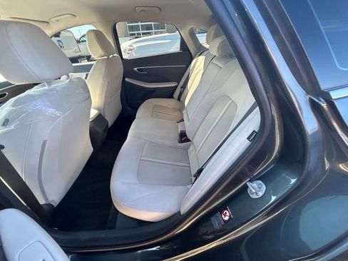 Used 2023 Hyundai Sonata SEL image 8