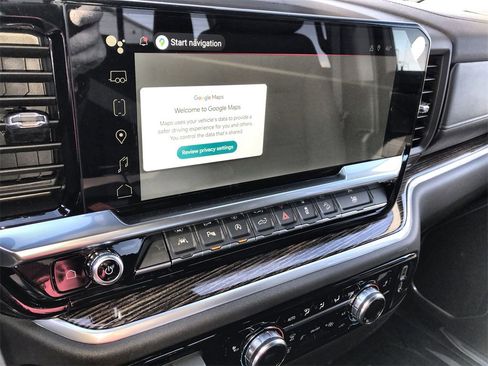 New 2026 GMC Sierra 1500 SLE image 16